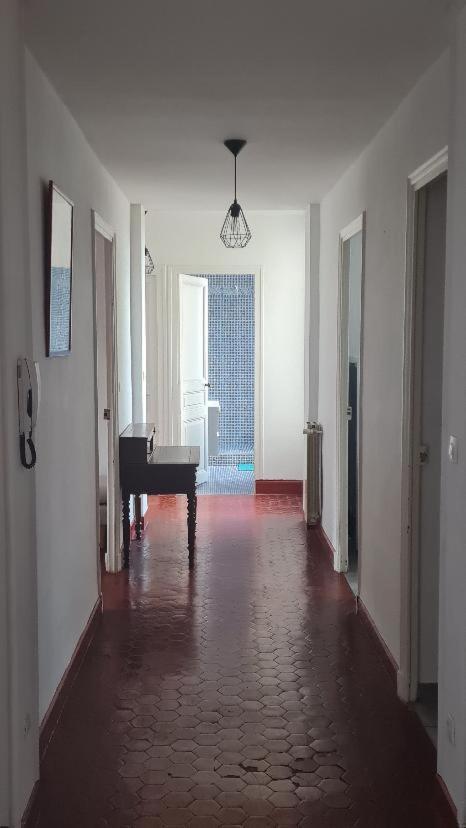 Appartement Nimes Centre Buitenkant foto