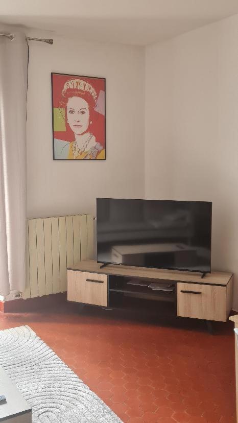 Appartement Nimes Centre Buitenkant foto