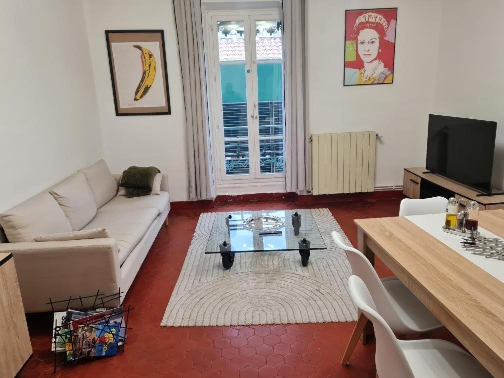 Appartement Nimes Centre Buitenkant foto